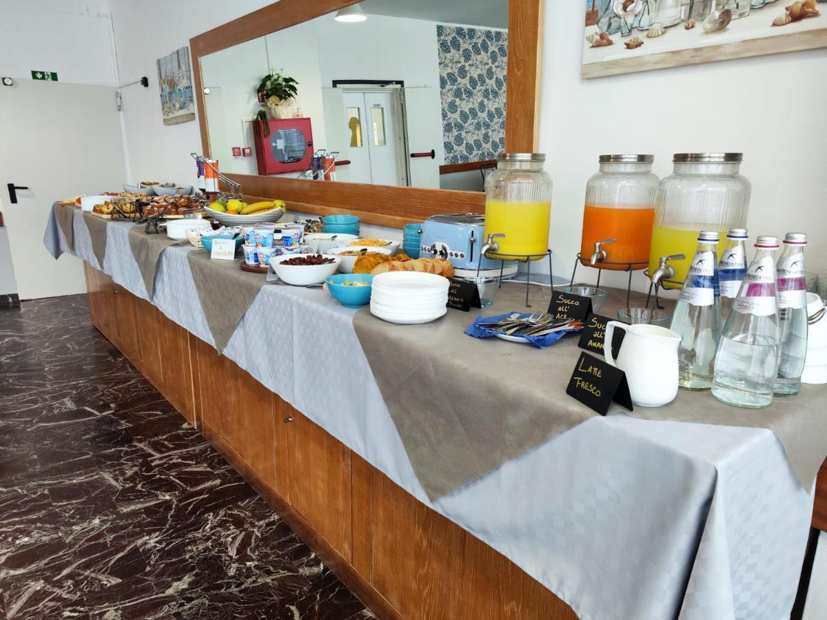 Hotel La Torre Cervia Eksteriør bilde
