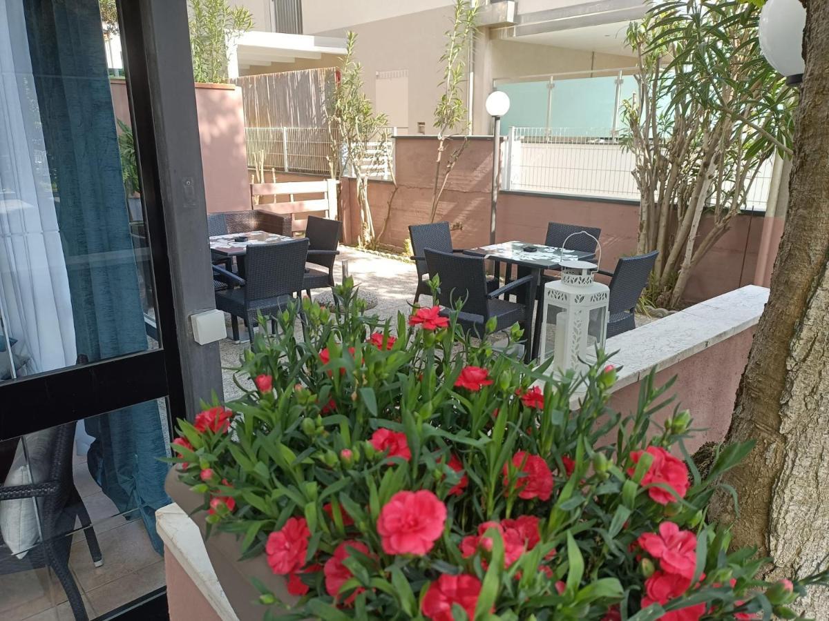 Hotel La Torre Cervia Eksteriør bilde