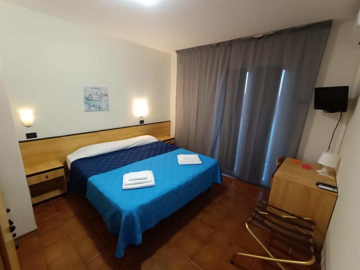 Hotel La Torre Cervia Eksteriør bilde