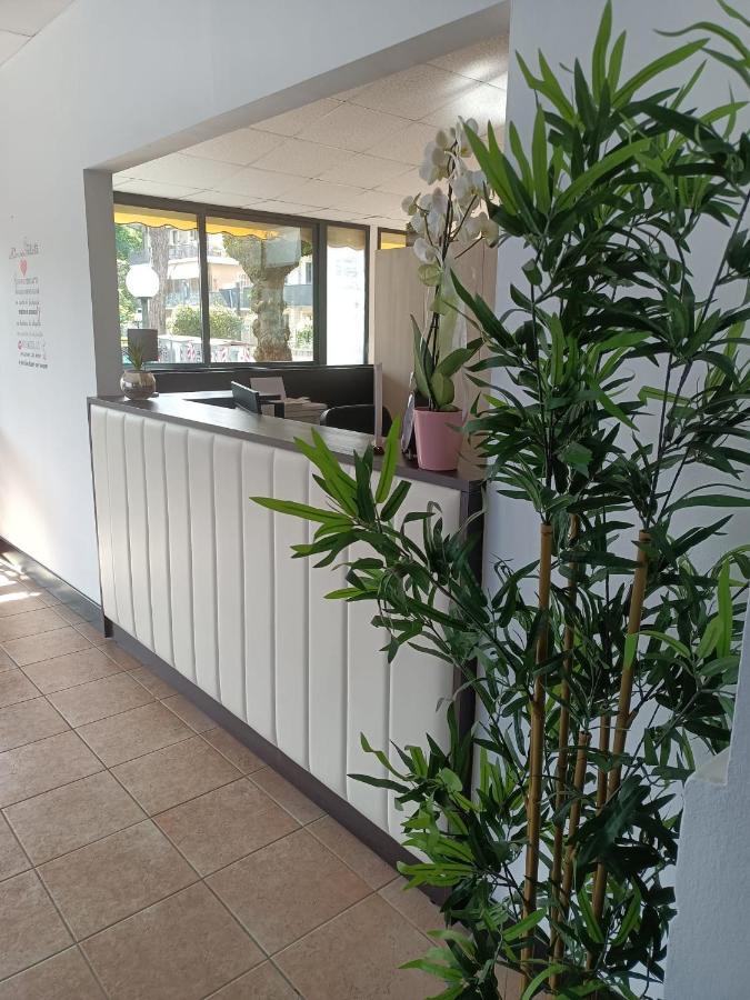 Hotel La Torre Cervia Eksteriør bilde
