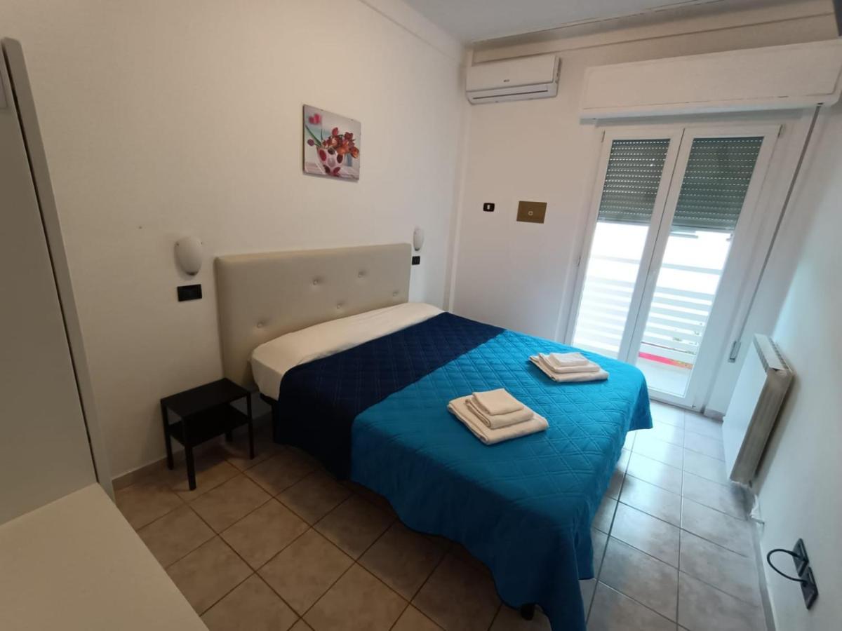 Hotel La Torre Cervia Eksteriør bilde
